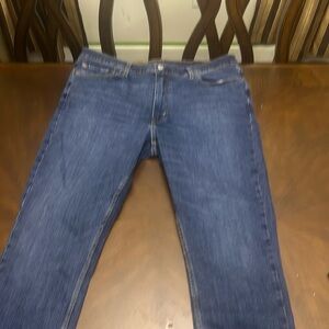 Men’s Levi’s jeans size 40-32